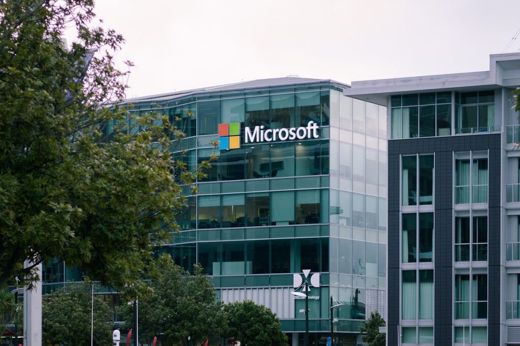 Microsoft (MSFT34) anuncia investimentos bilionários em startup do ChatGPT. Foto: Pixabay