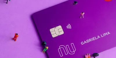Nubank cogita valuation de R$ 500 bi em IPO que pode levantar mais de R$ 15 bi, diz site