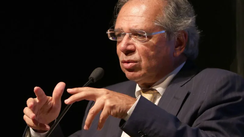 Retomada do crescimento econômico virá pelo setor privado, diz Guedes