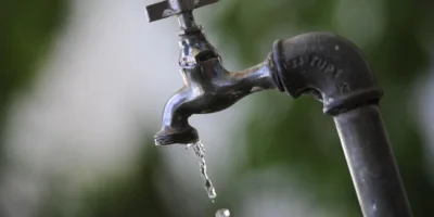 Sanepar (SAPR11) alerta para situação emergencial e fará rodízio