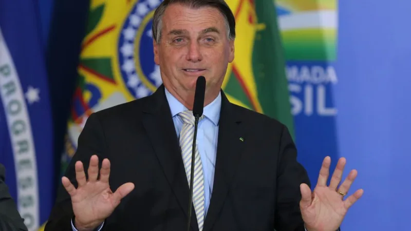 Aumento do IOF com juros em alta dificulta recuperação, diz economista