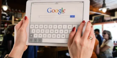 Google (GOGL34) demite engenheiro que disse que IA era autoconsciente