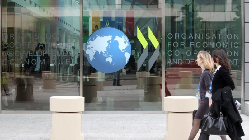 Empréstimos soberanos e emissão de dívidas por países da OCDE voltarão a crescer em 2023