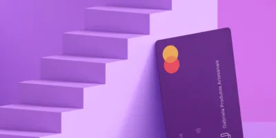 Nubank (NUBR33) cai mais de 7% após resultado do 1T22; Itaú BBA recomenda cautela