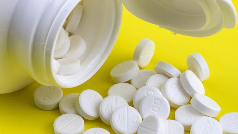 Blau Farmacêutica (BLAU3) fecha em alta de 2,39% em estreia na B3
