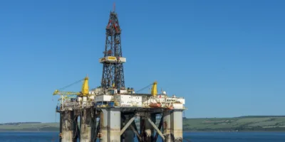 PetroRio (PRIO3) aumenta produção em 45% com poço em operação no Campo de Frade