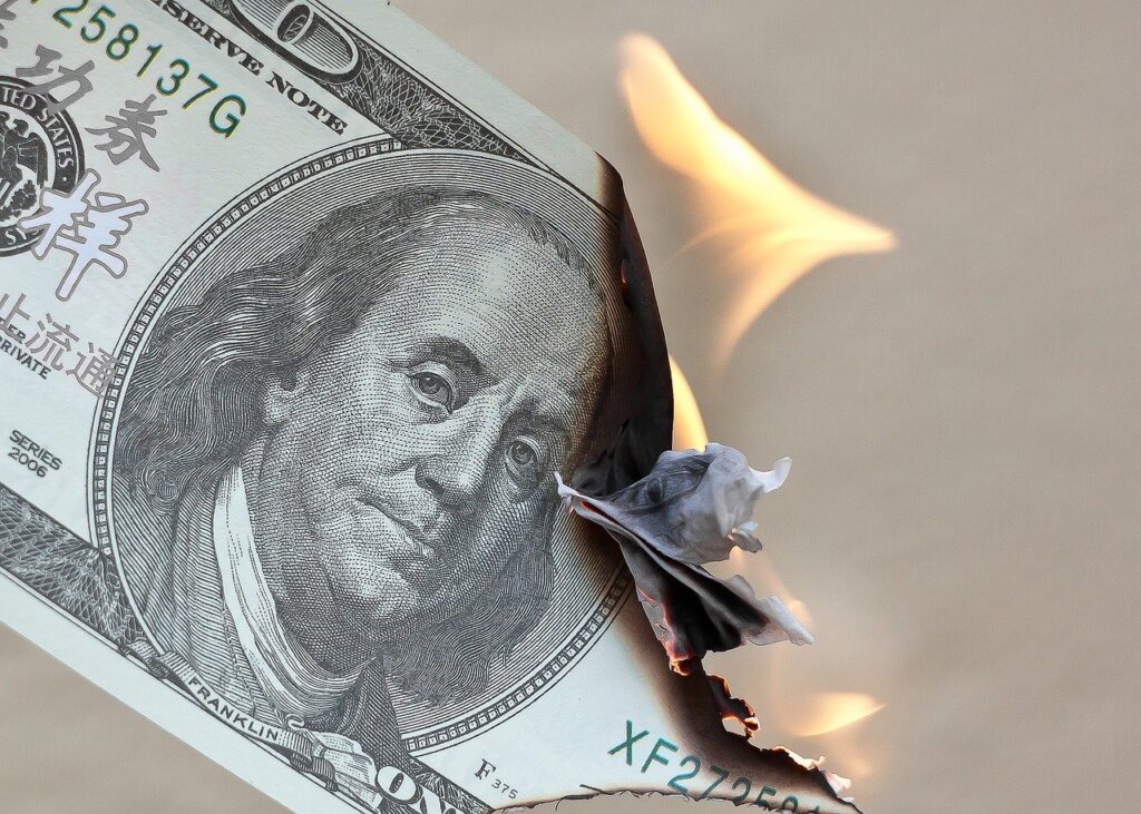 Dólar sobe e vai a R$ 5,38, com risco de recessão global. Foto: Pixabay