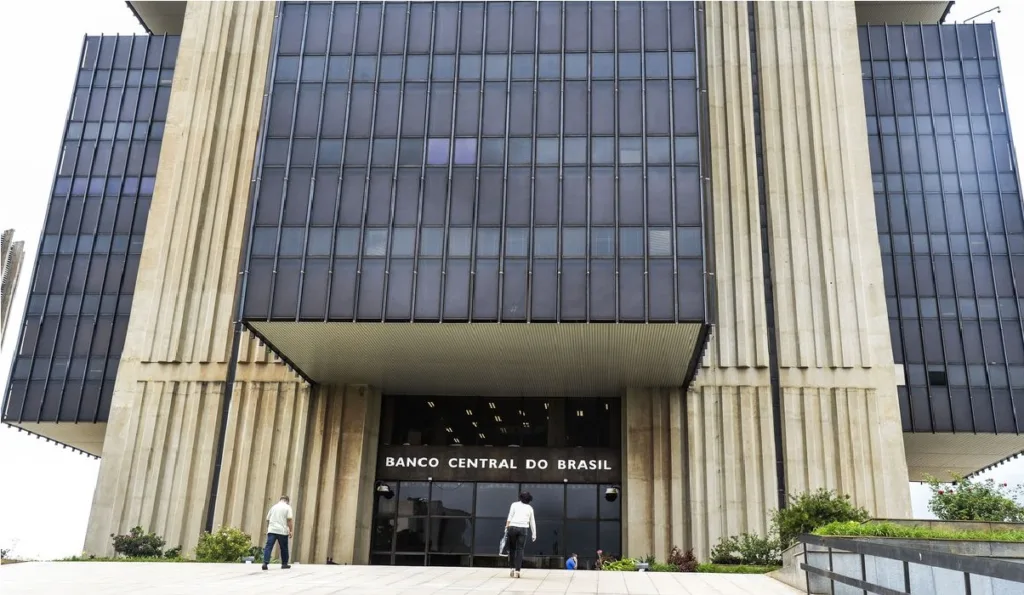 Banco Central lançará sistema para consulta de saldos esquecidos, com potencial de R$ 8 bi