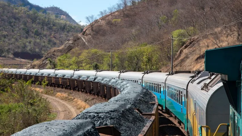 Vale (VALE3) deve se beneficiar, apesar de quedas do minério de ferro, diz XP