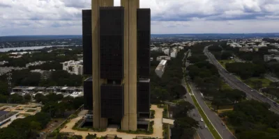 Copom dará continuidade à normalização e prepara alta de 0,75% na Selic