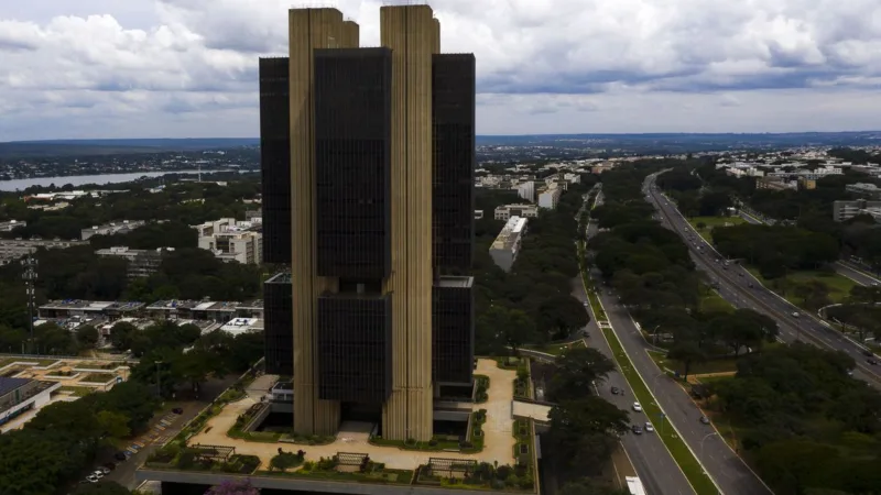Copom dará continuidade à normalização e prepara alta de 0,75% na Selic