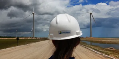 Eletrobras (ELET3): Crise hídrica piora clima da votação sobre privatização e ação cai 3%