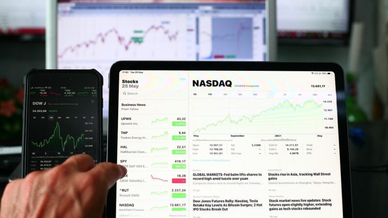 NASDAQ: Veja as 5 ações que mais valorizaram em maio