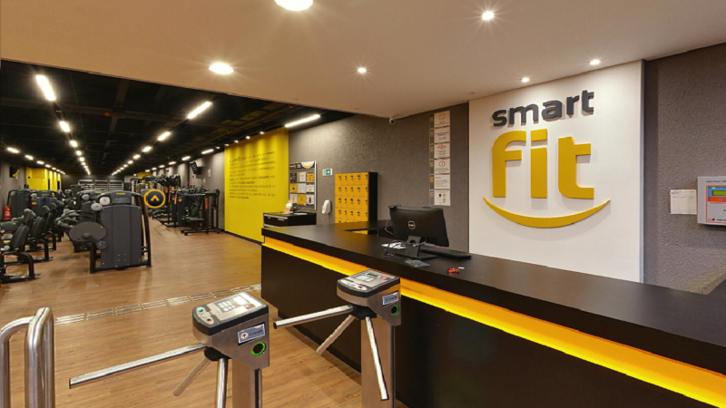 Smart Fit (SMFT3) dispara 26% em estreia na B3