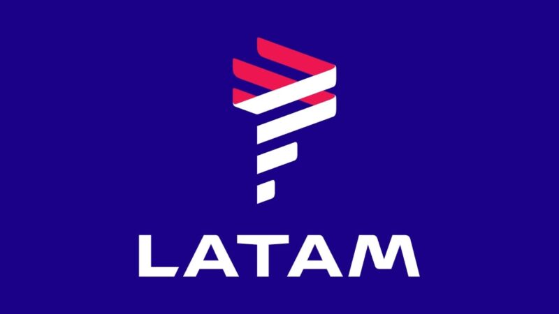 Latam no Brasil não está à venda, afirma CEO após interesse da Azul (AZUL4)