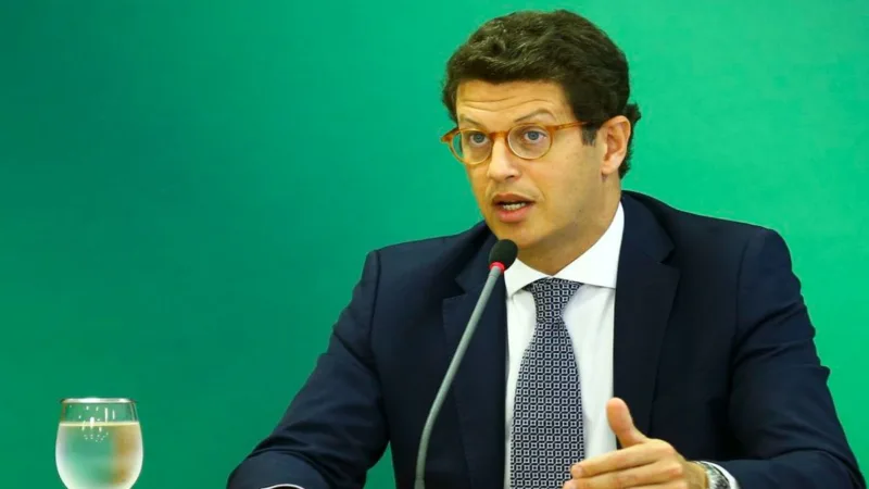 Ricardo Salles deixa o Ministério do Meio Ambiente