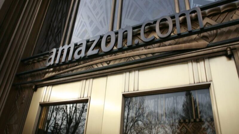 Amazon (AMZO34) perde US$ 1 tri em valor de mercado nos EUA