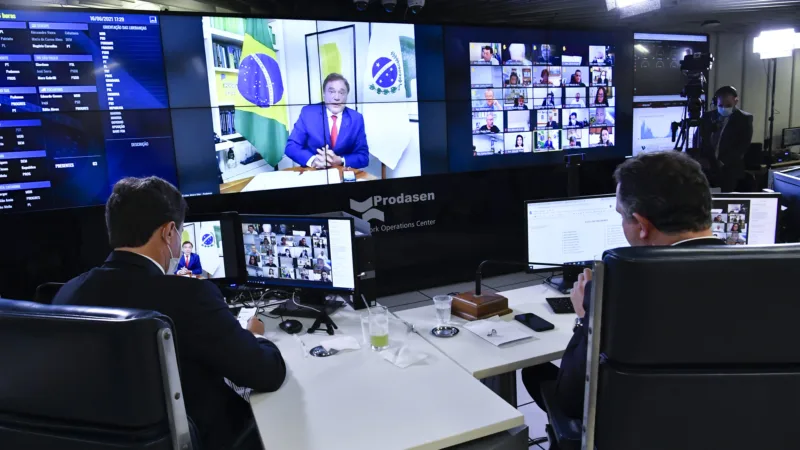 Eletrobras (ELET3): PSDB e Podemos orientam voto contrário à MP de privatização