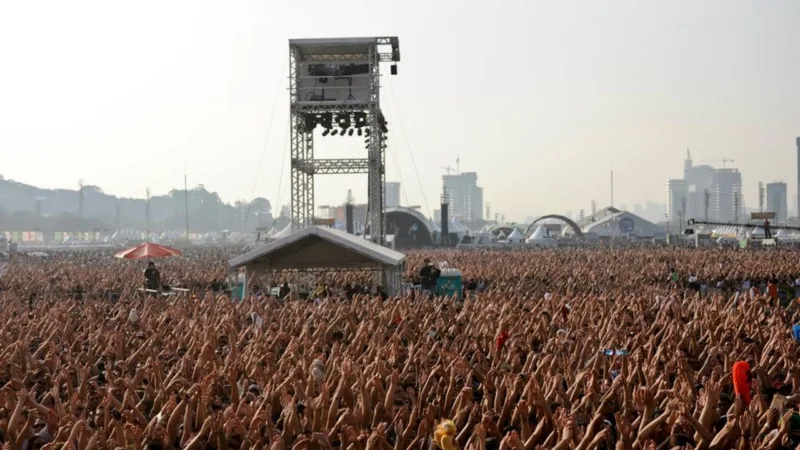 Lollapalooza terá público sem máscara? Decisão sai na próxima semana