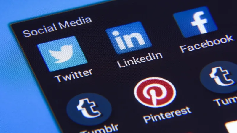 Facebook (FBOK34) enfrentará investigações antitruste na UE