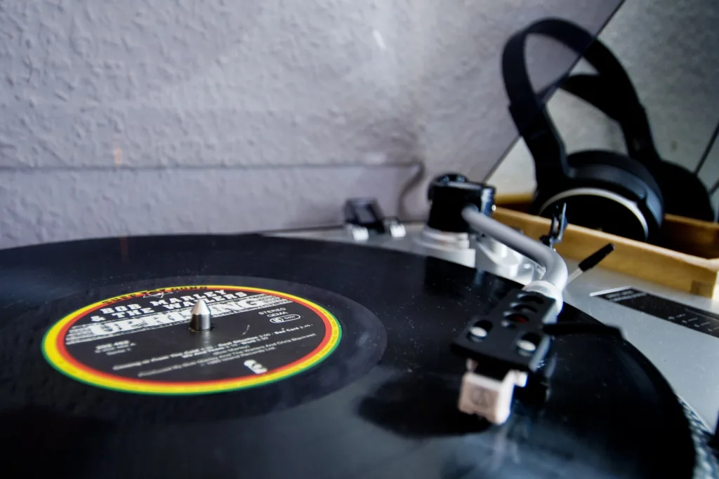Oaktree investe US$ 375 mi em dona de direitos da música de Bob Marley