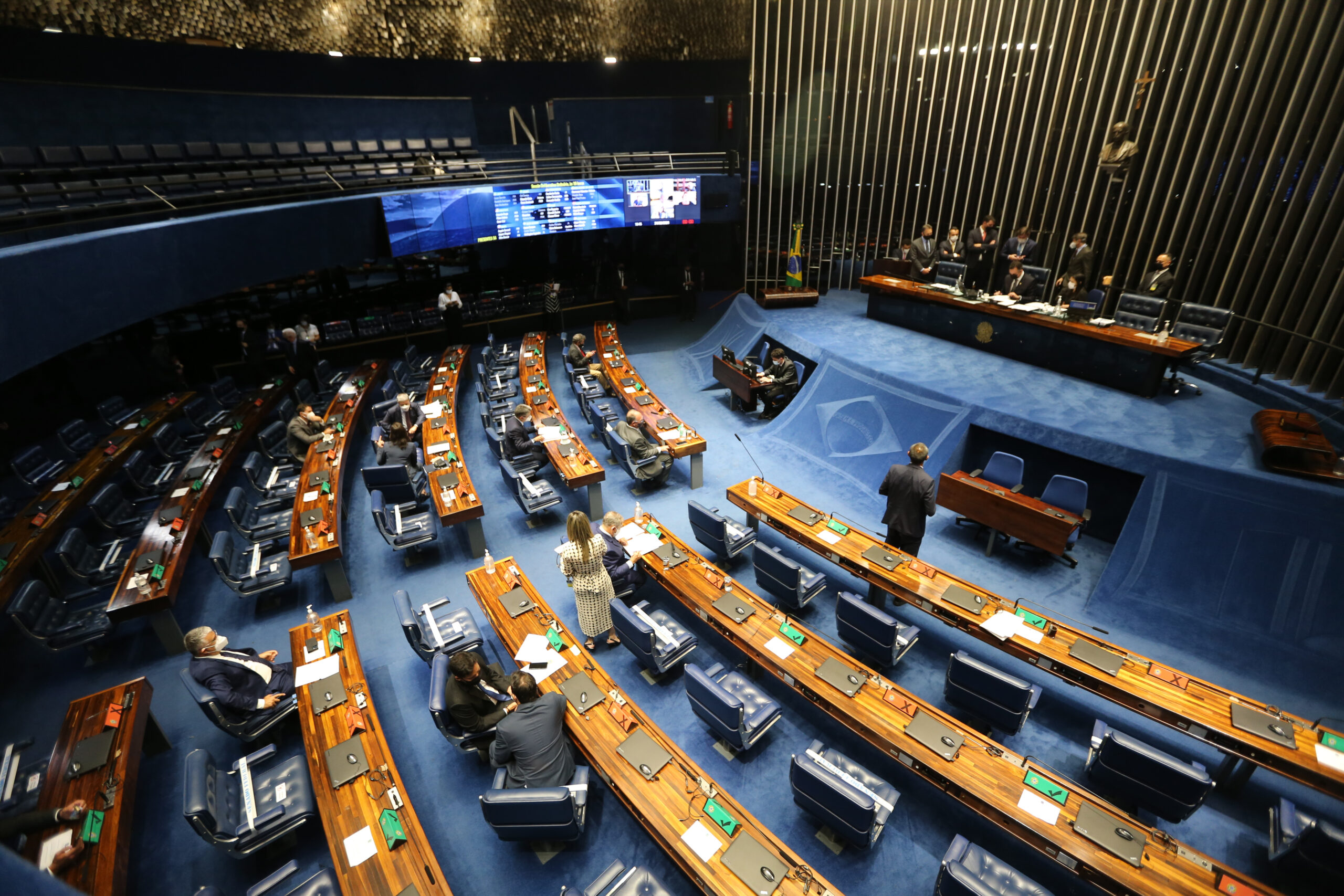 Senado aprova auxílio de gás de cozinha para famílias de baixa renda