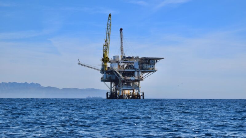 Petrobras (PETR4) inicia produção de petróleo e gás natural no campo de Sépia, na Bacia de Santos