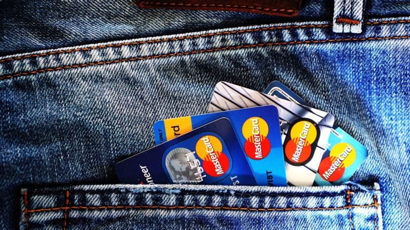 BMG (BMGB4): Ministério Público de SP acusa banco em caso de fraudes com cartões