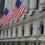 S&P 500 bate novo recorde enquanto Nvidia recua após balanço