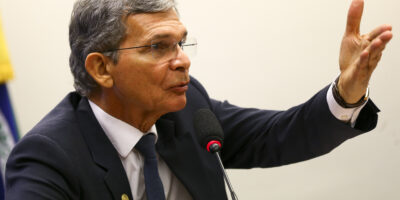 Crise hídrica deve durar até novembro, diz Silva e Luna, da Petrobras (PETR4)