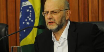 Morre em São Paulo, aos 75 anos, o economista João Sayad, um dos mentores do Plano Cruzado