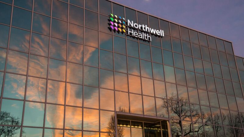 Northwell, maior operadora de saúde de Nova York, demite 1,4 mil funcionários que não tomaram vacina da Covid-19