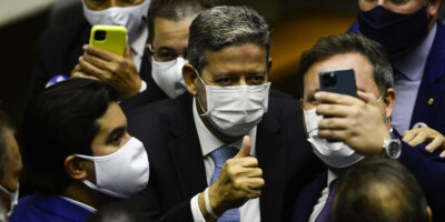 Petrobras (PETR4): Lira pede ‘pressão máxima’ contra empresa para reduzir preço dos combustíveis