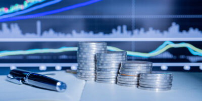 RECR11 lucra R$ 27,879 milhões e FII paga dividendos de 139% do CDI; saiba quanto