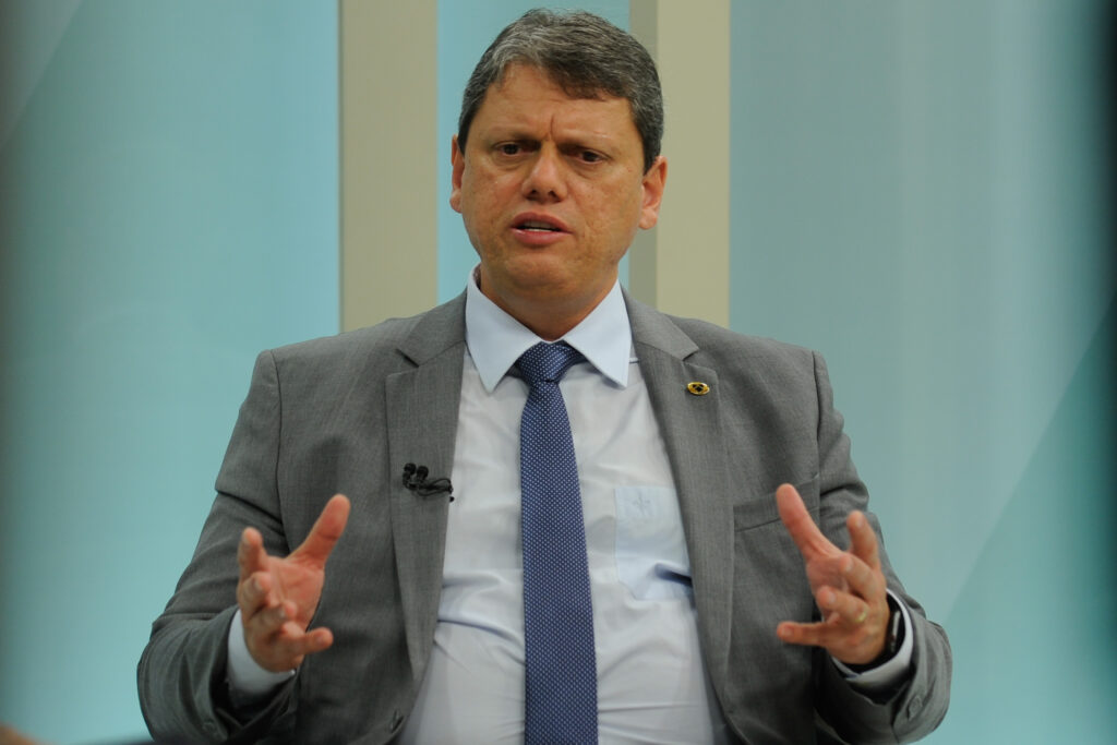 Tarcísio Gomes de Freitas defendeu privatização da Sabesp de forma categórica em fevereiro - Foto: Marcello Casal Jr/Agência Brasil