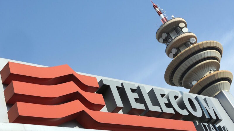 KKR quer comprar Telecom Italia, dona da Tim (TIMS3), por US$ 12 bilhões