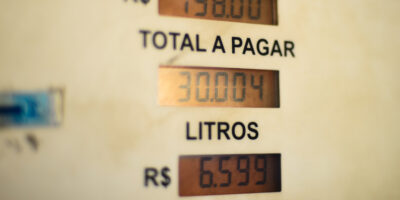 IPCA de outubro acelera 1,25%, impulsionado por preço dos combustíveis