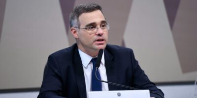 Senado aprova indicação de ex-ministro André Mendonça para o STF