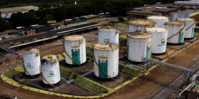 Petrobras (PETR4) dispara 4% com expectativa de conflito entre Rússia e Ucrânia; entenda