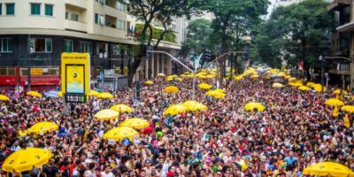 São Paulo cancela Carnaval de Rua 2022; Blocos e Ambev (ABEV3) se manifestam