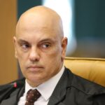 Alexandre de Moraes determina bloqueio do X no Brasil