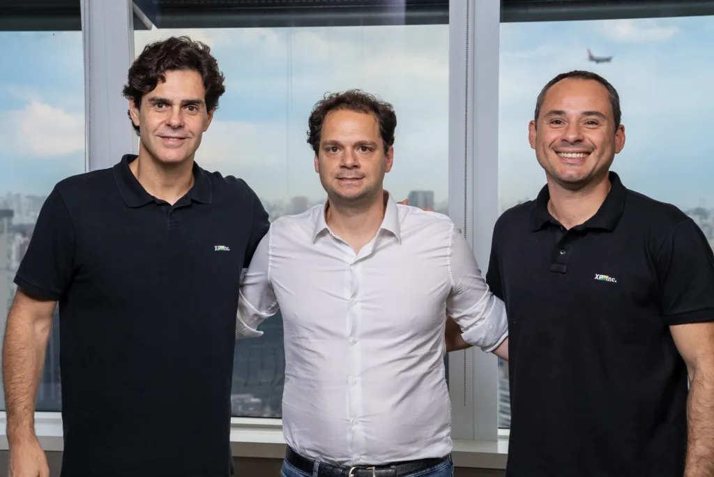 Guilherme Benchimol, fundador e presidente executivo do conselho de administração da XP Inc., Tiago Reis, fundador da Suno, e Thiago Maffra, CEO da XP Inc.