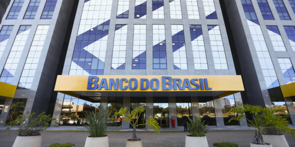 Banco do Brasil (BBAS3): Com crise no RS, banco irá flexibilizar pagamento de faturas e parcelas