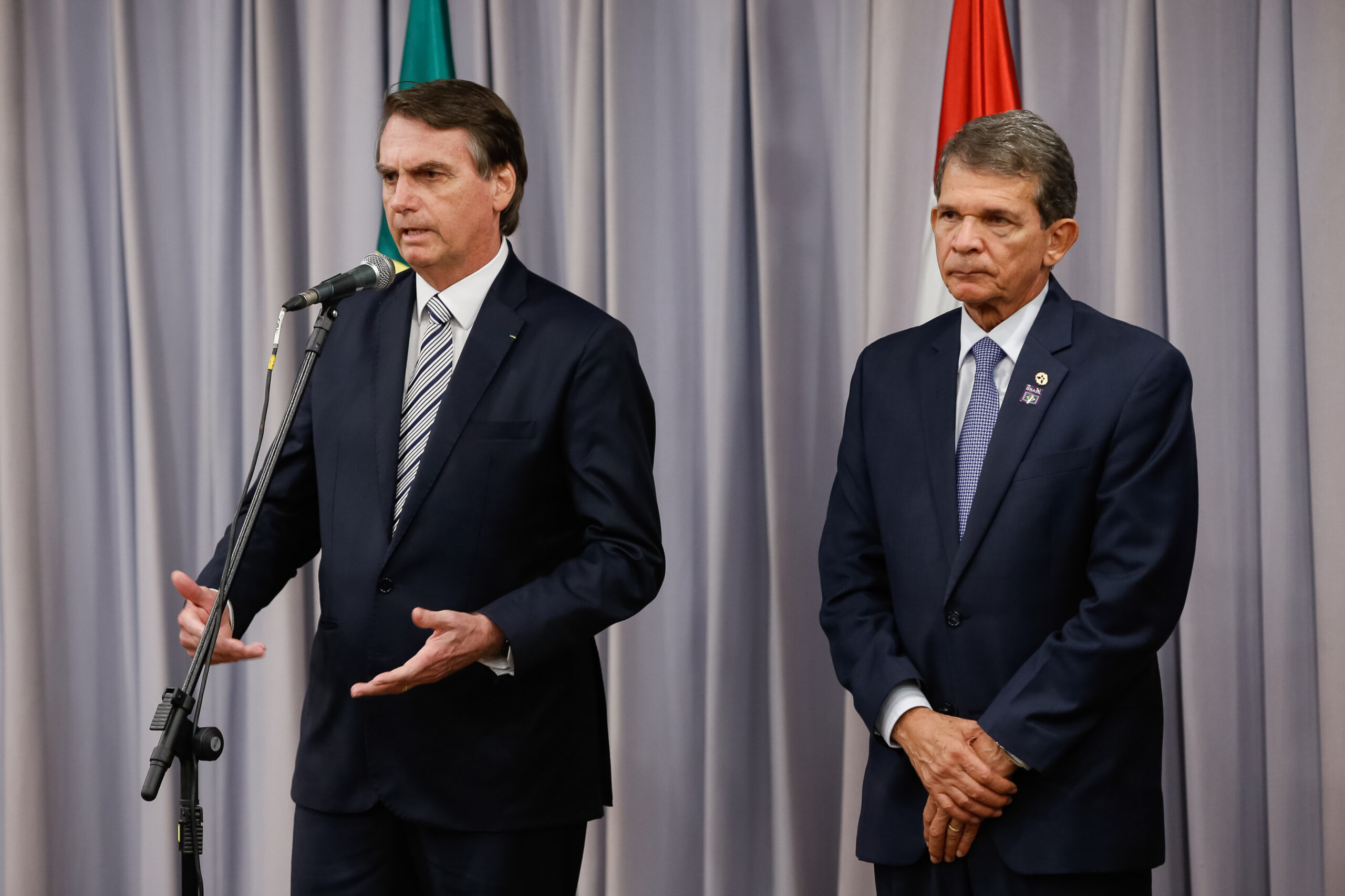 Bolsonaro fez críticas à política de Preços da Petrobras, defendida por Joaquim Silva e Luna - Foto: Agência Brasil