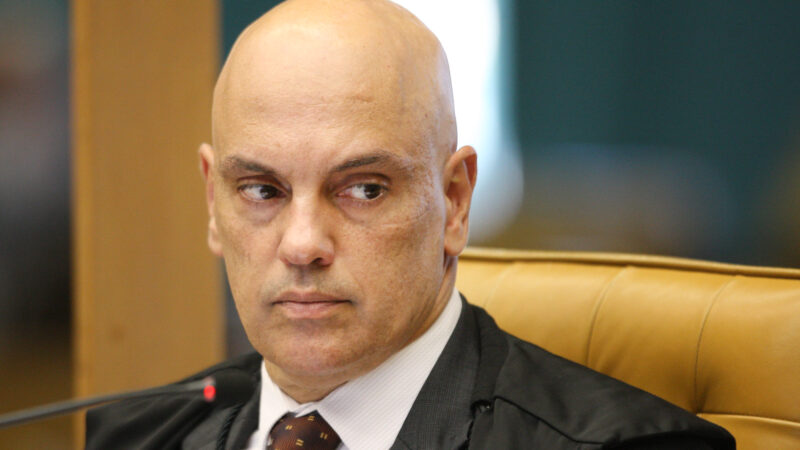 Alexandre de Moraes proíbe bloqueio de vias devido à ameaça de atos radicais em Brasília