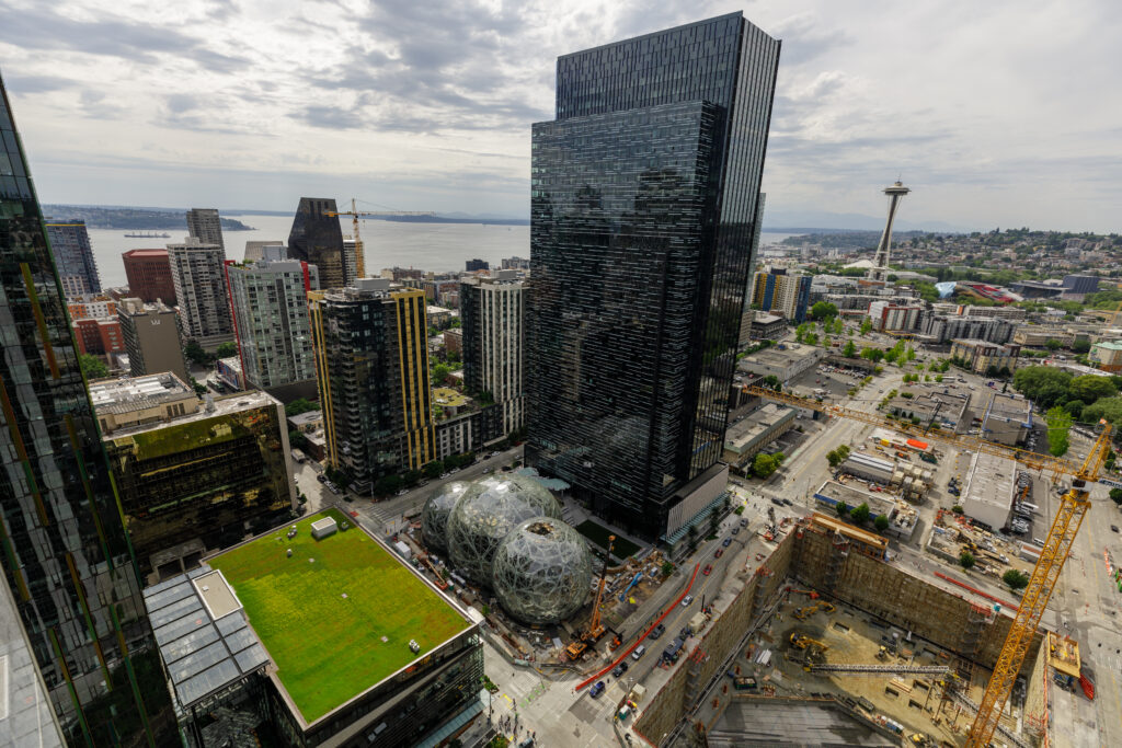 Campus da Amazon, provedora da AWS, em Seattle. Foto: Divulgação.