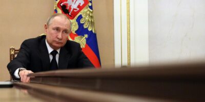 Rússia dá primeiro calote em dívida externa desde 1918 com sanções ao rublo