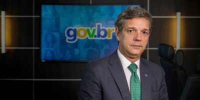 Secretário tem restrições para presidir Petrobras (PETR4), diz jornal; dois nomes correm por fora