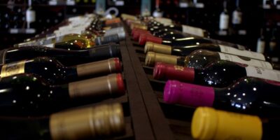 Gosto pelo vinho: os negócios milionários de empresários que têm paixão pela bebida