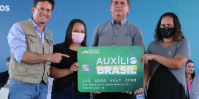 Auxílio Brasil tem ‘fila oculta’ de 1,3 milhão de pessoas